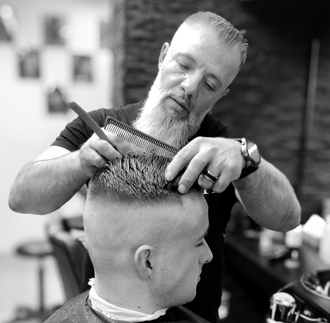 Bati – Inhaber, Damen und Herrencoiffeur EFZ und Berufsbildner